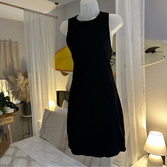 Hollister Ribbed High Neck Stretchy Knee-Length Tank Dress in Black, Large Long - Picture 2 of 11